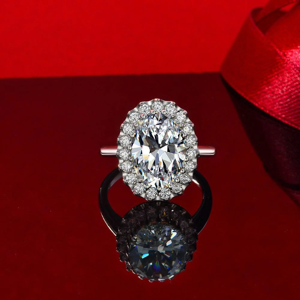 Floria Oval Bloom Ring