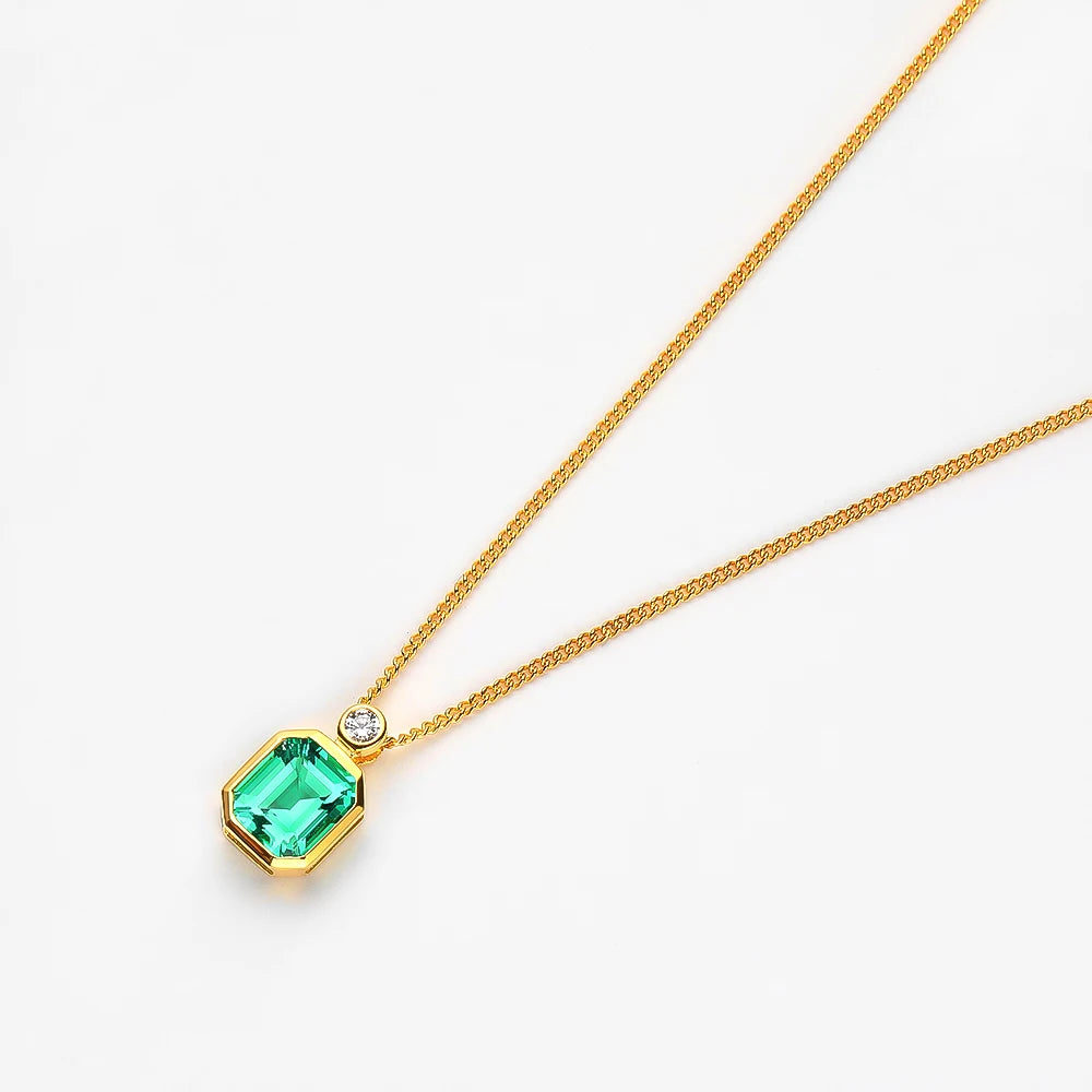 Eira Emerald Bottle Gem