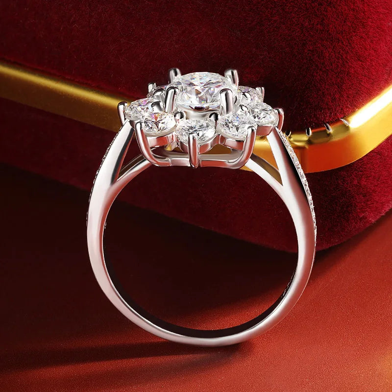 Suri Moissanite Bloom