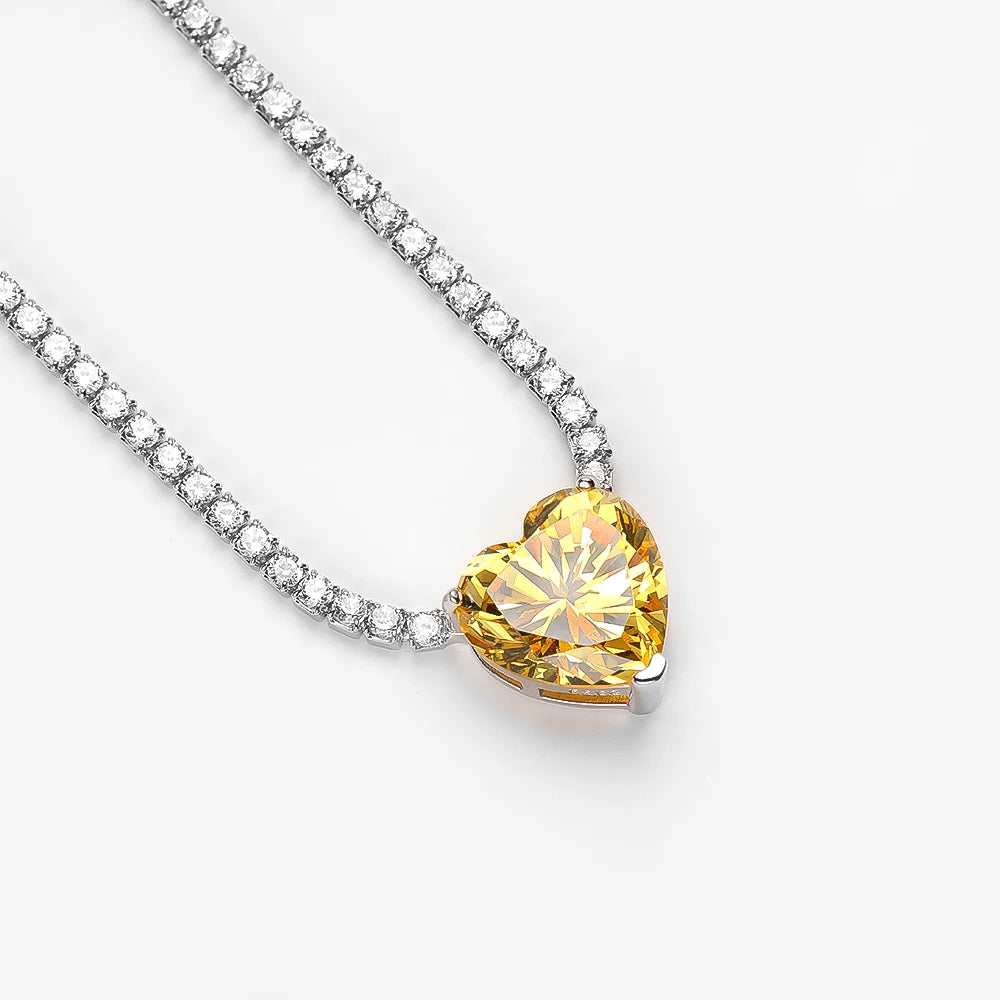 Vela Heart Shine Pendant